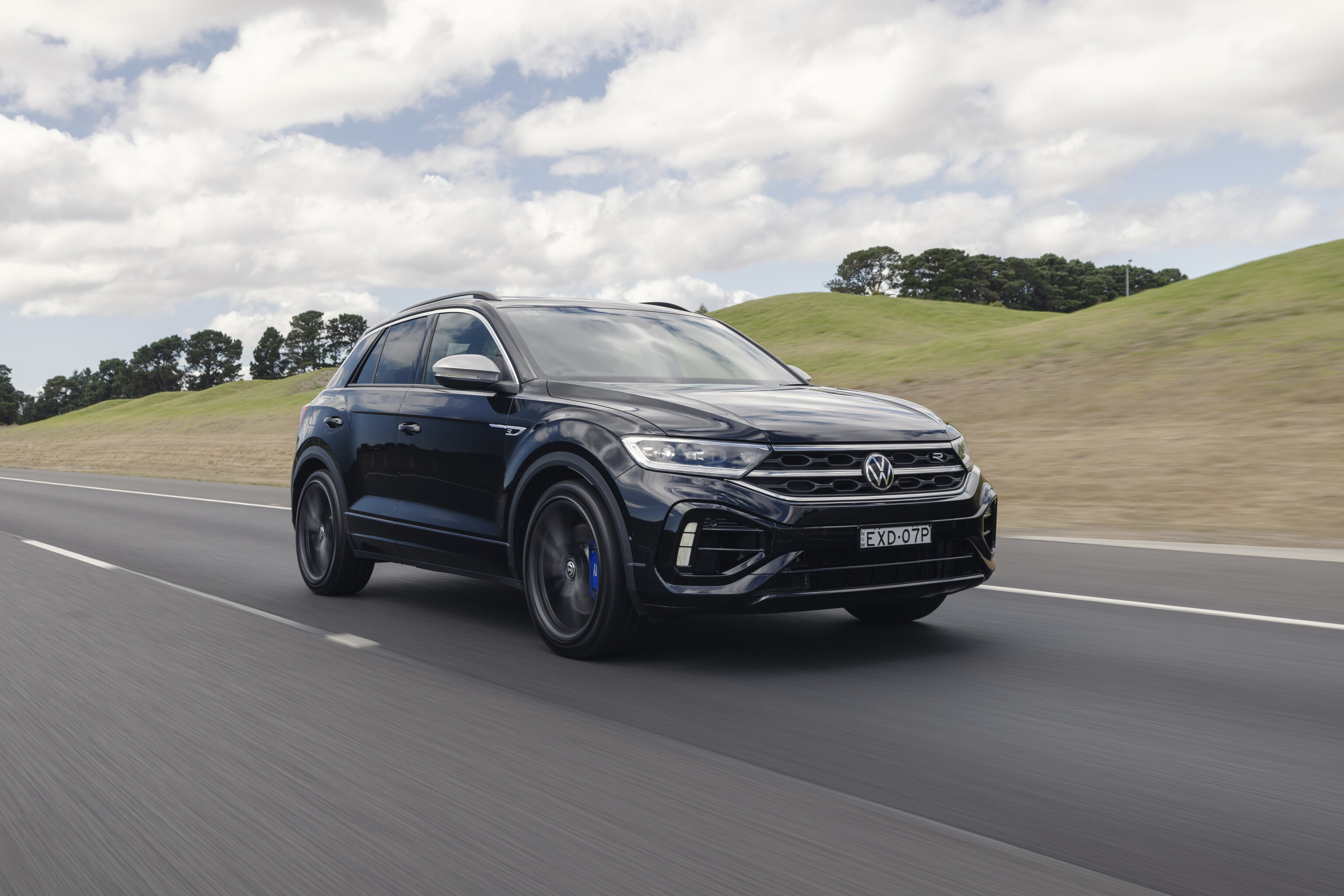 VOLKSWAGEN T-ROC SUV MODEL 2023