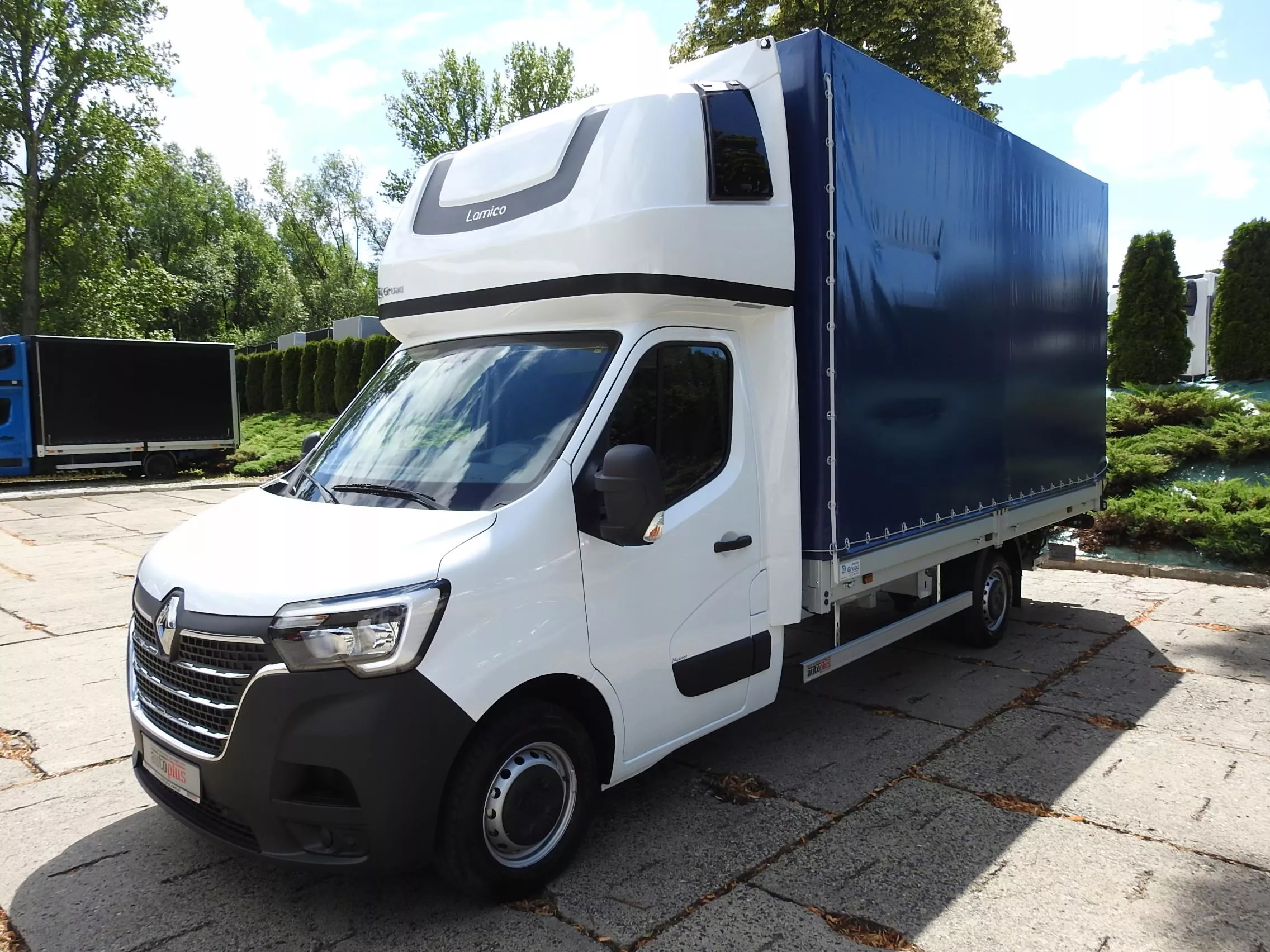 RENAULT MASTER PLANDEKA PLUS WINDA 8 PALET