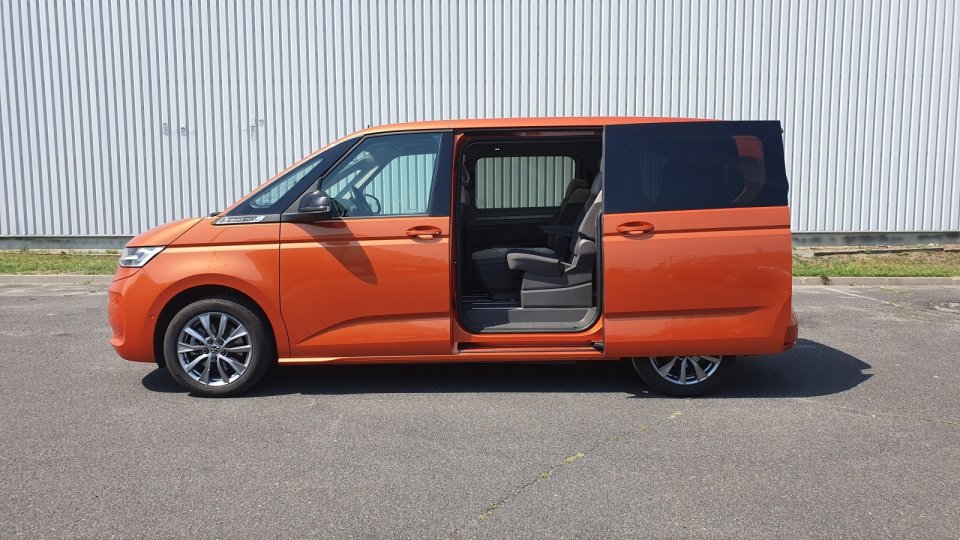 VOLKSWAGEN Multivan 2025 Automat 2,0TDI